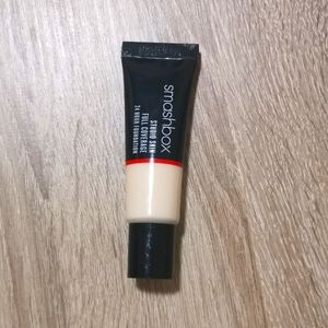 smashbox foundation 0.1